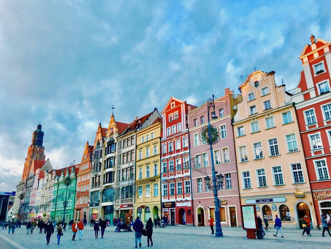 Wroclaw Market Square with colorful tenement houses and the Old Town Hall